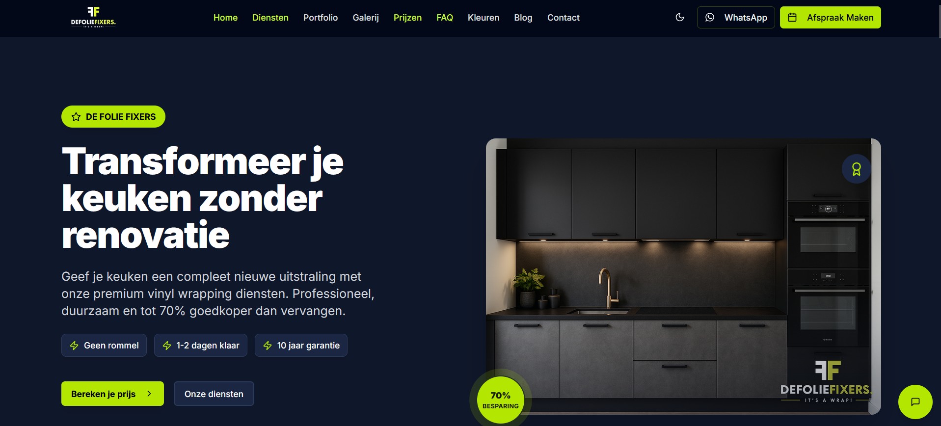 Screenshot van de Folie Fixers website met een interactieve kleurkiezer voor keukenfolies en realtime preview functionaliteit.